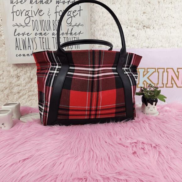 NWT {Victoria's Secret} Black Red Weekender Tote: Stylish Travel NWT - Picture 3 of 4